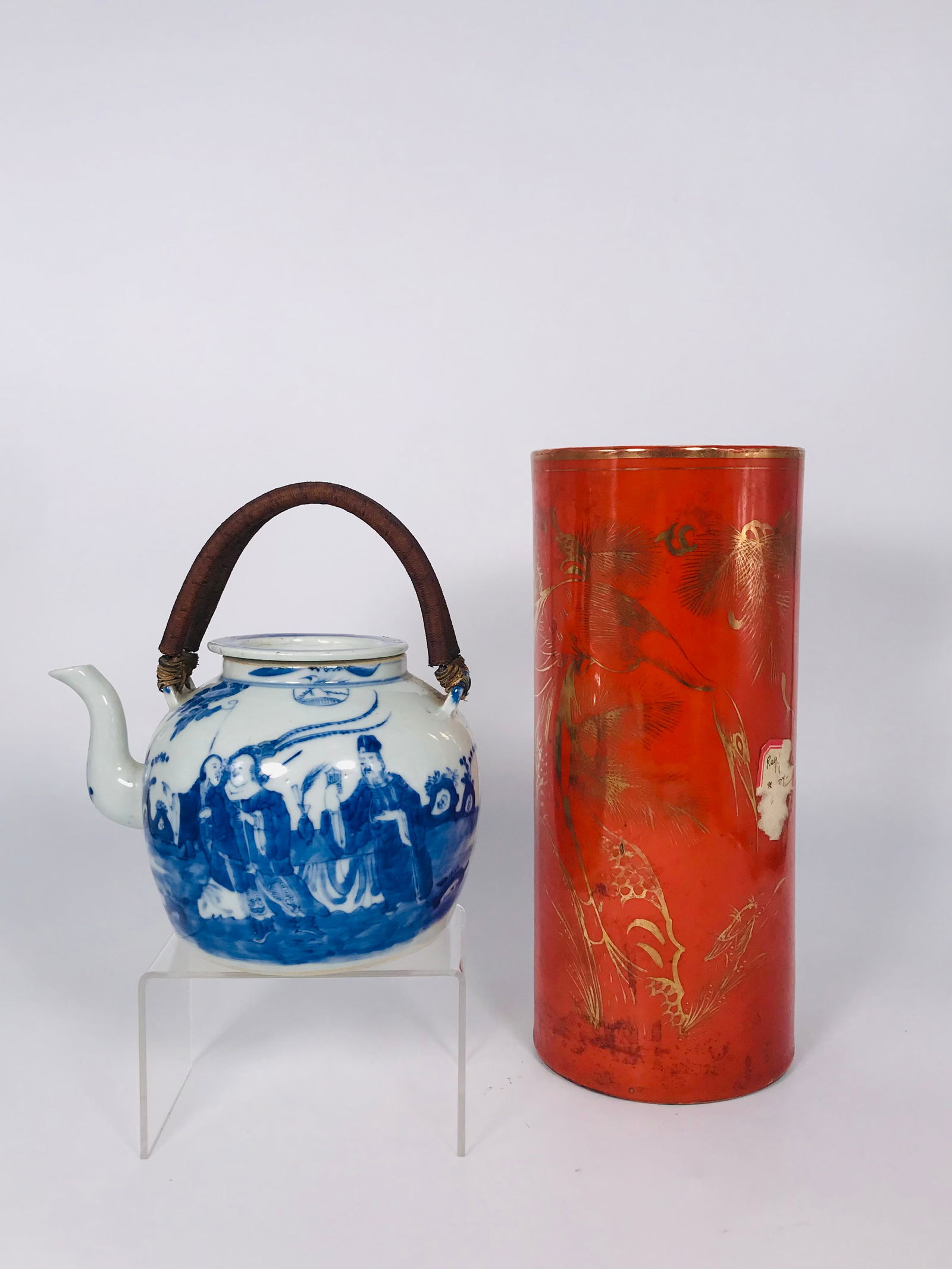 Two Chinese Porcelain Wares, Qing Dynasty (1 of 16)