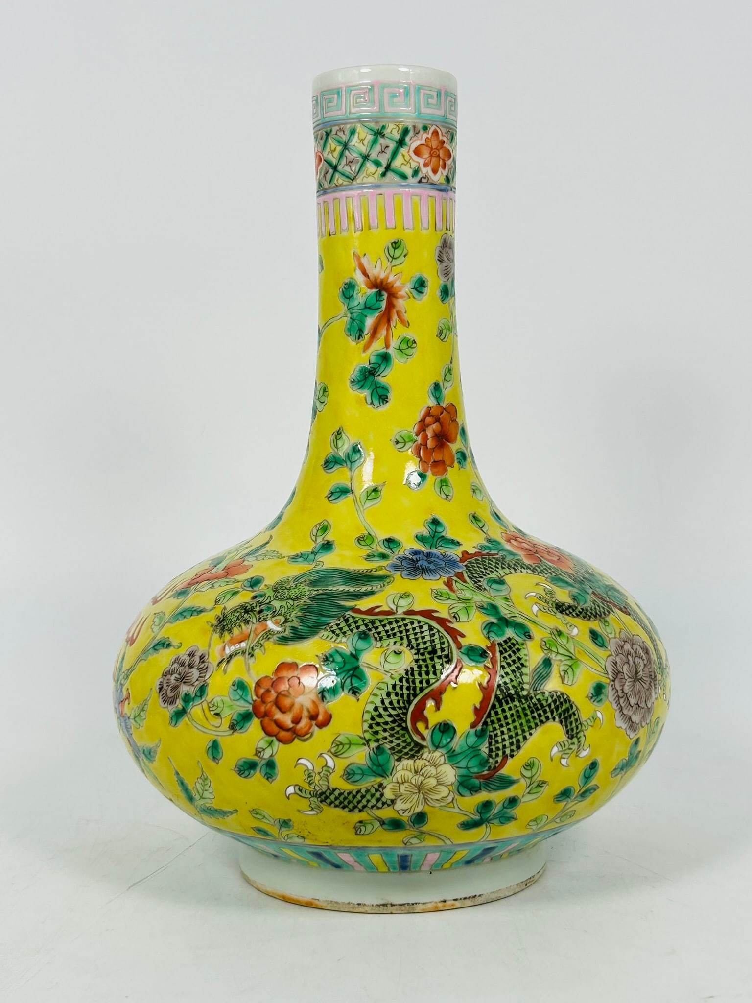 A Chinese Yellow Background Famille Rose 'Dragon' Vase, Late Qing Dynasty (1 of 10)