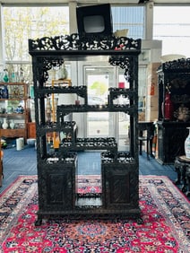 A Wood Display Shelf, Qing Dynasty