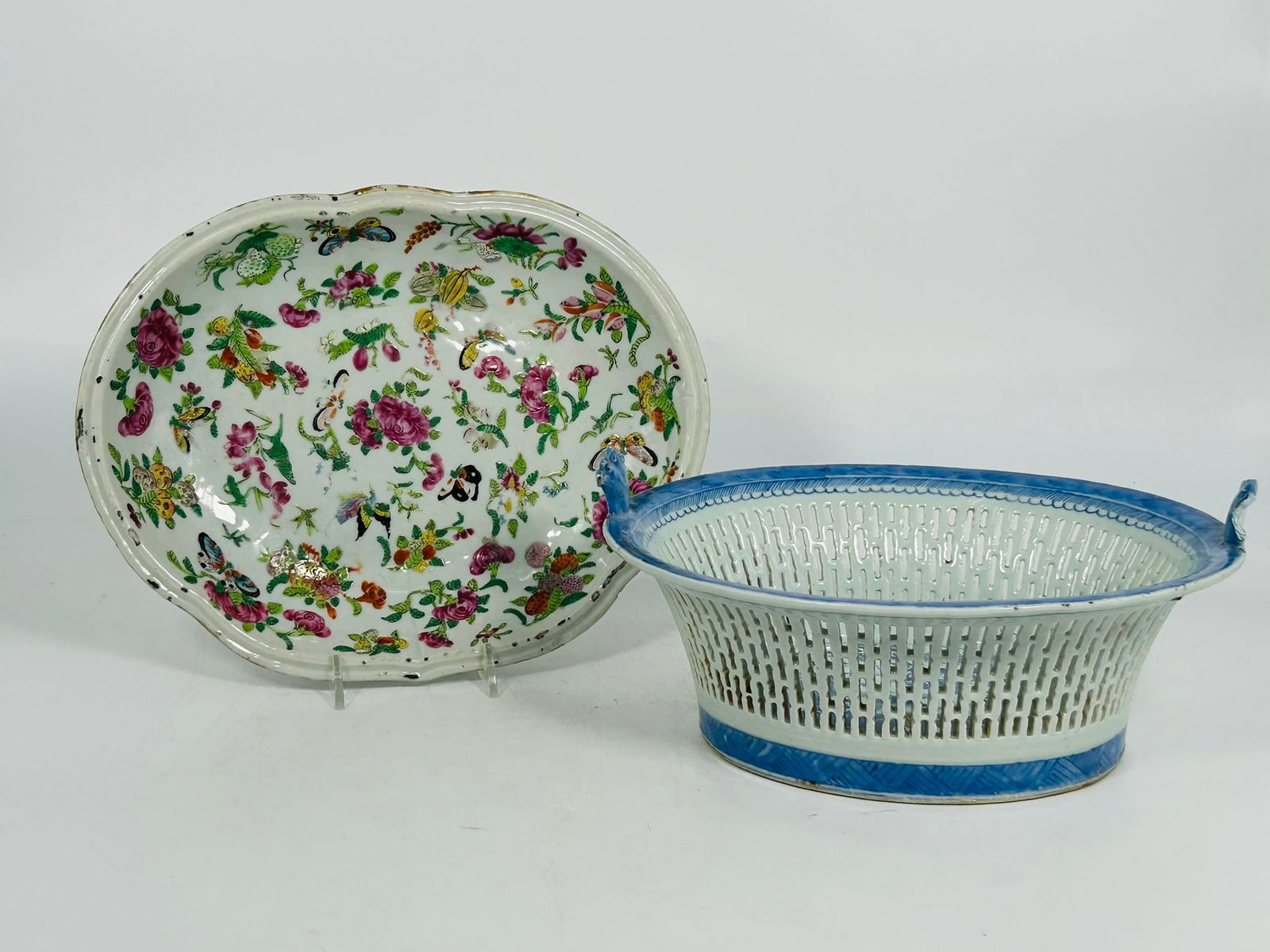 Two Chinese Export Porcelain Items (1 of 9)