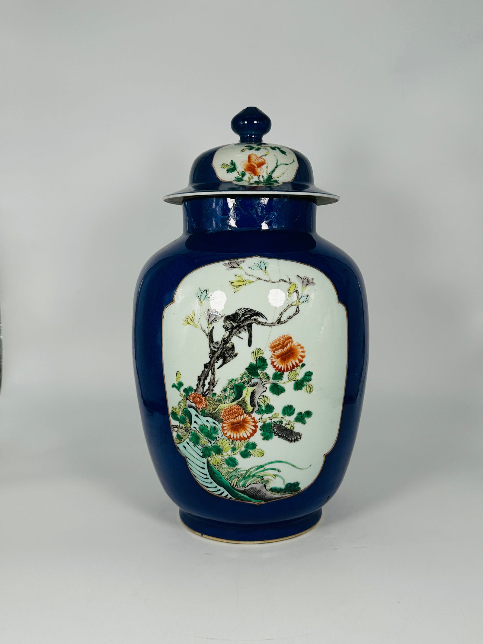 A Chinese Powder-Blue and Famille Verte Baluster Vase and Cover, Qing Dynasty (1 of 11)