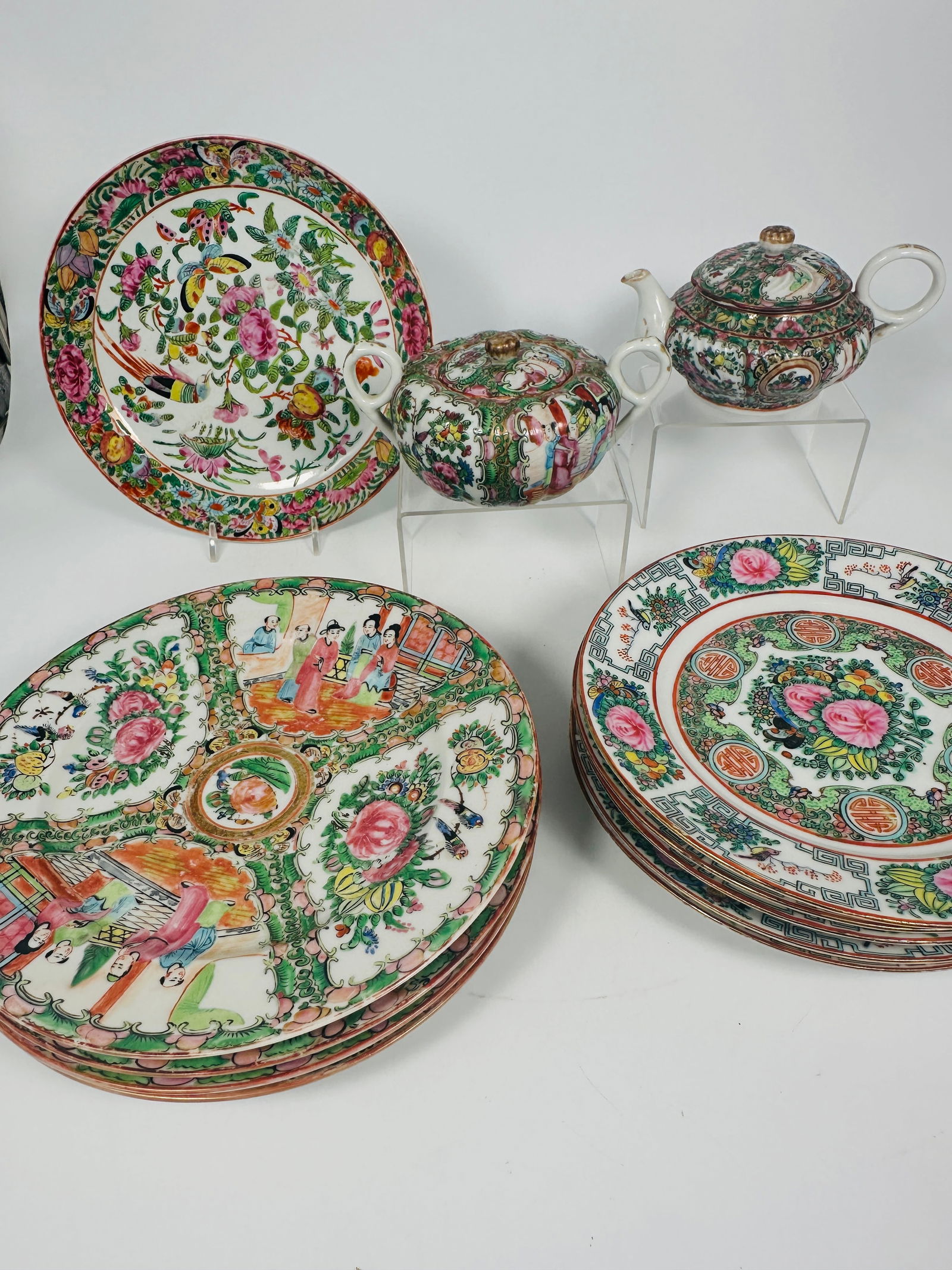 A Group of Twelve Famille Rose and Gilt-Decorated Wares (1 of 12)