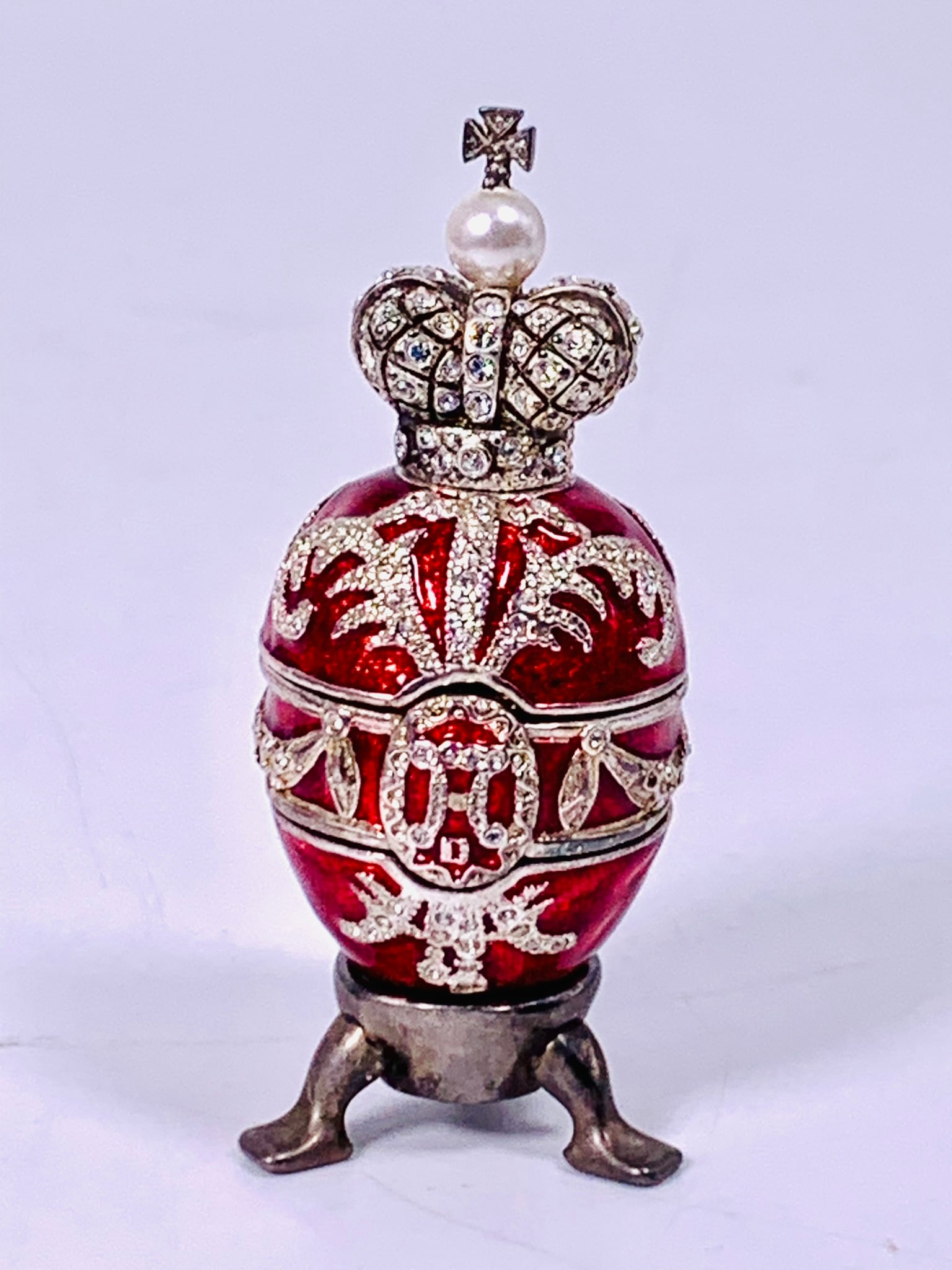 A Jewelled, Silver, Hardstone and Enamel Egg-Form Box (1 of 6)