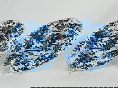 A Pair of Chinese Export Blue and White 'Figural' Lobed Dishes, Kangxi Period, Qing Dynasty (1 of 16)