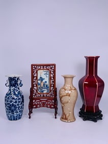 A Group of Four Chinese Porcelain Objects
