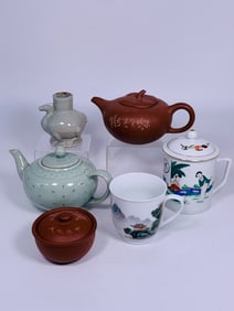 A Group of Six Chinese Pottery/Porcelain Ware
