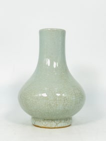 A Chinese Guan-Type Glazed Pear-Shaped Vase, 19th Century