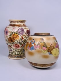 Two Japanese Satsuma/Kutani Vases