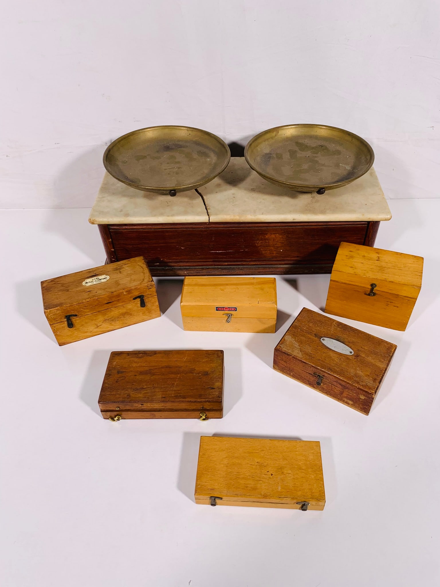 A Vintage Marble and Brass Balance Scale and Six Sets of Weights (1 of 13)