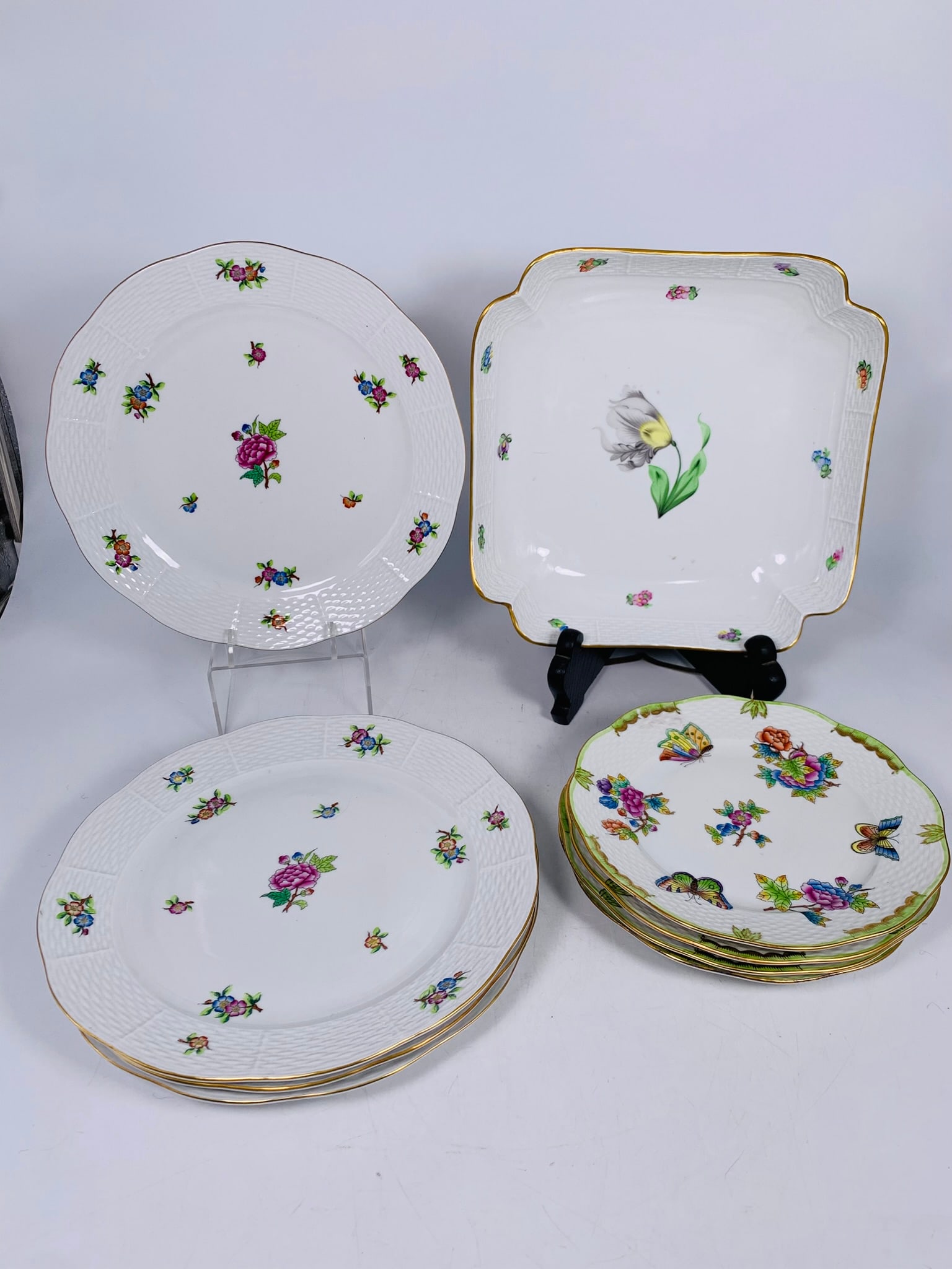 A Group of Eight Herend Dishes and a Bowl (1 of 13)