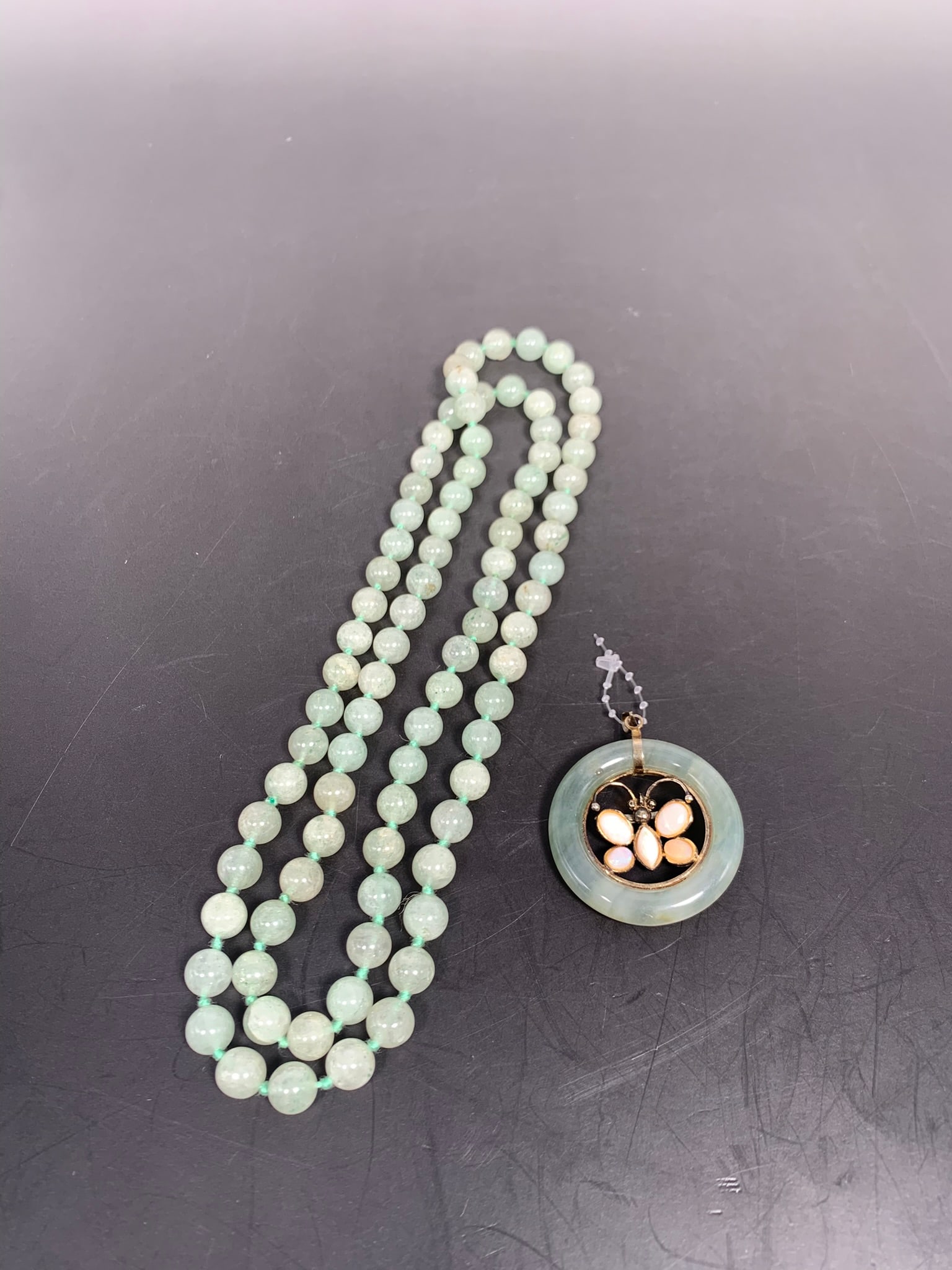 Two Chinese Jadeite Jewelry Pieces (1 of 7)