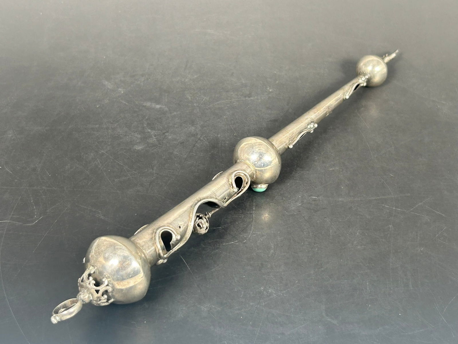 An Antique Silver Torah Pointer (yad) (1 of 11)