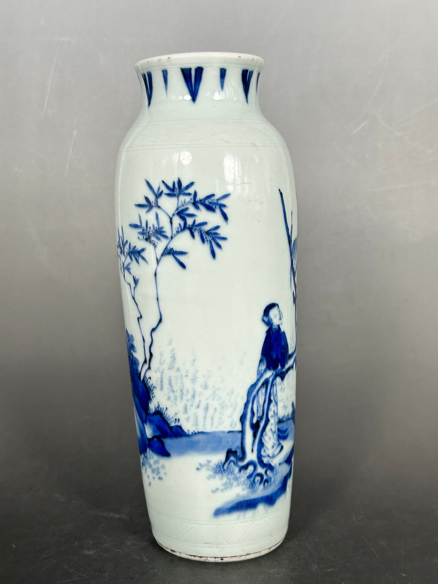 A Chinese Blue and White Sleeve Vase, Chongzhen Period, Ming Dynasty - 7