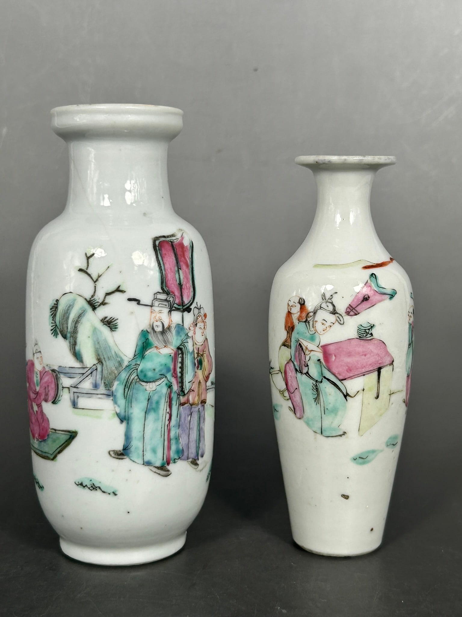 Two Chinese Small Famille Rose Vases (1 of 11)
