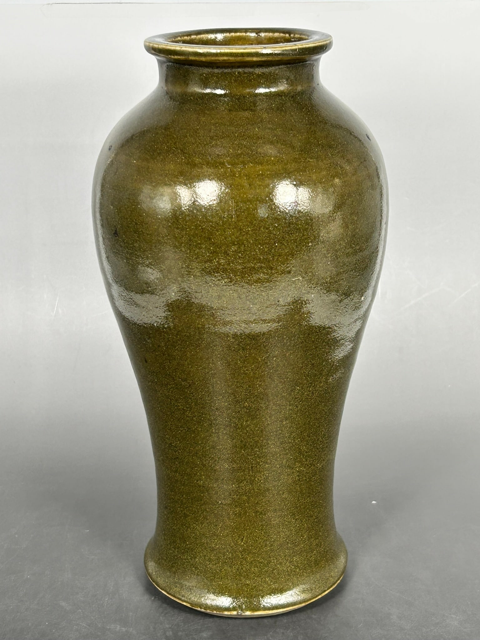 Christie's Provenance: A Chinese Tea-Dust-Glazed Vase (1 of 10)