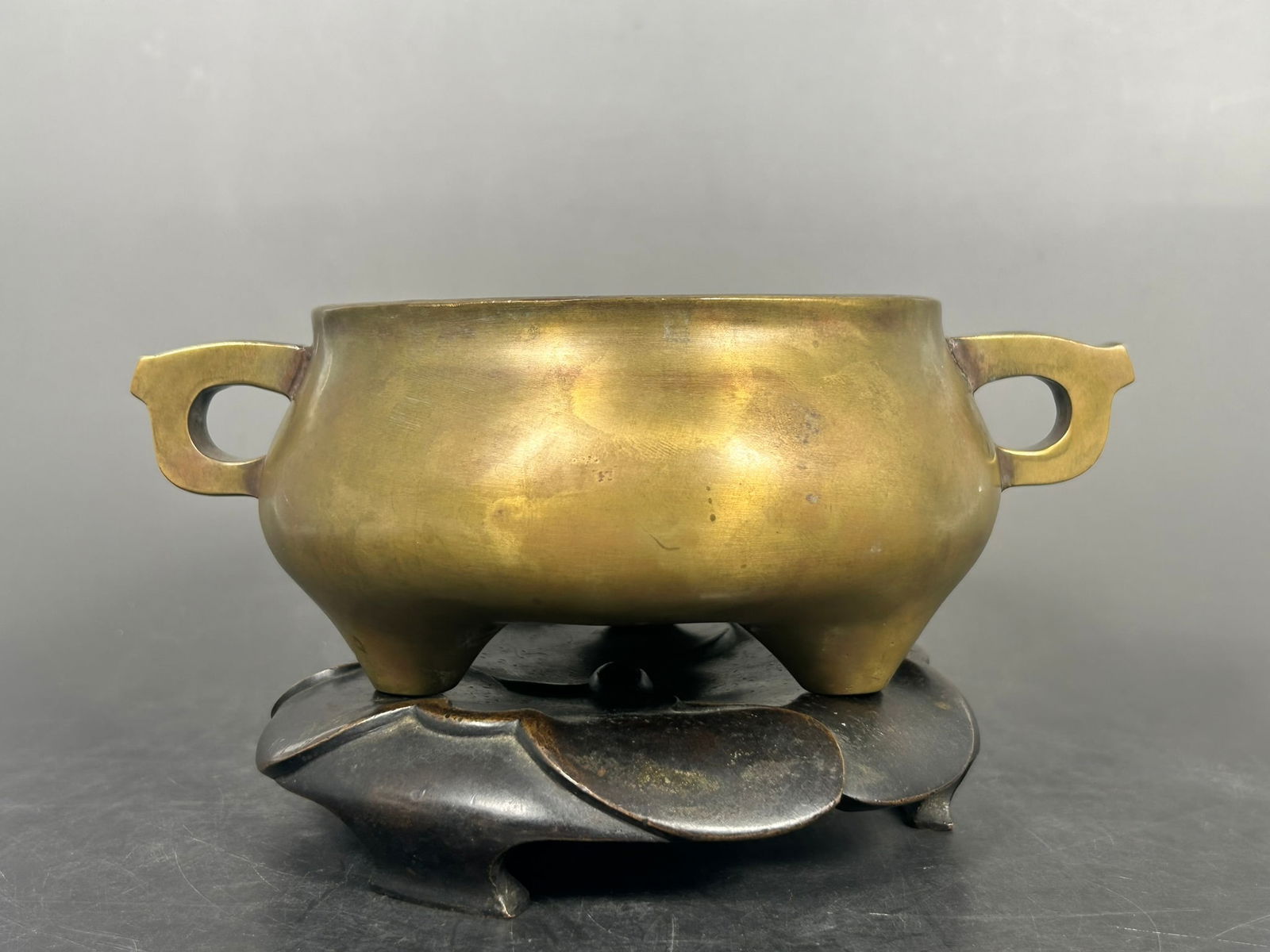 A Chinese Bronze Tripod Censer - 2