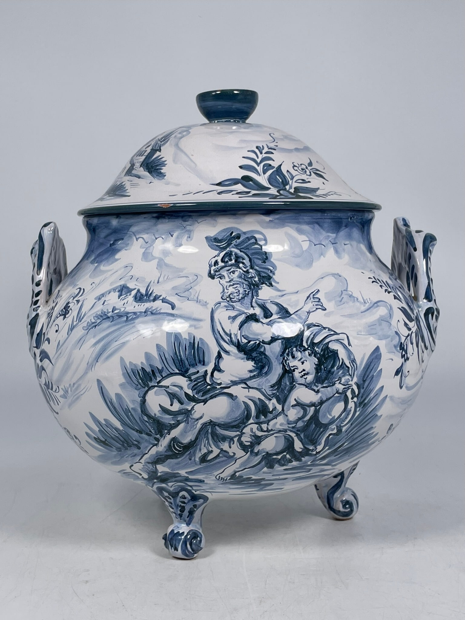 A Vintage Giuseppe Mazzotti Albisola Handpainted Blue and White Tureen and Cover (1 of 9)