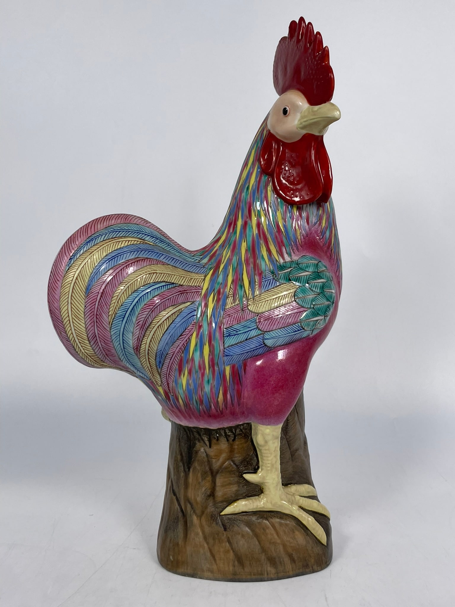 A Chinese Famille Rose Porcelain Figure of a Rooster (1 of 10)