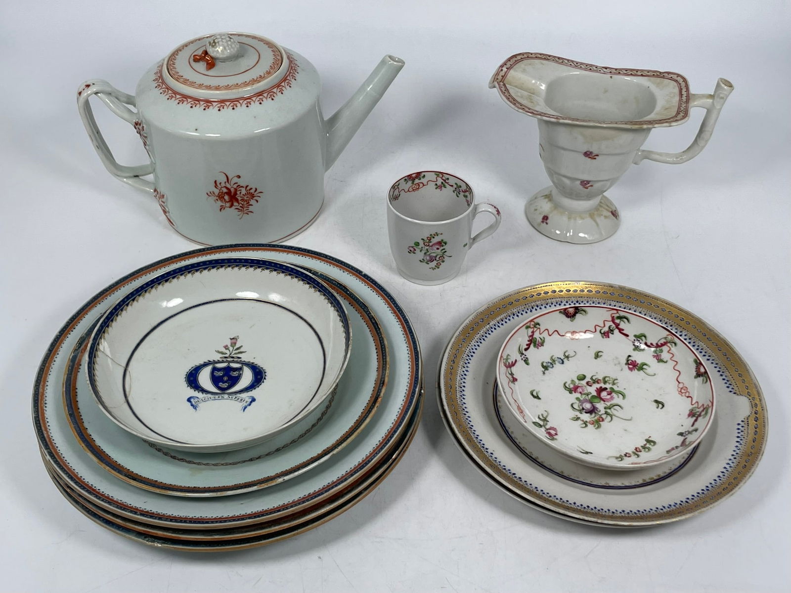 A Group of Ten Chinese Export Porcelain Ware, 18th Century (1 of 20)