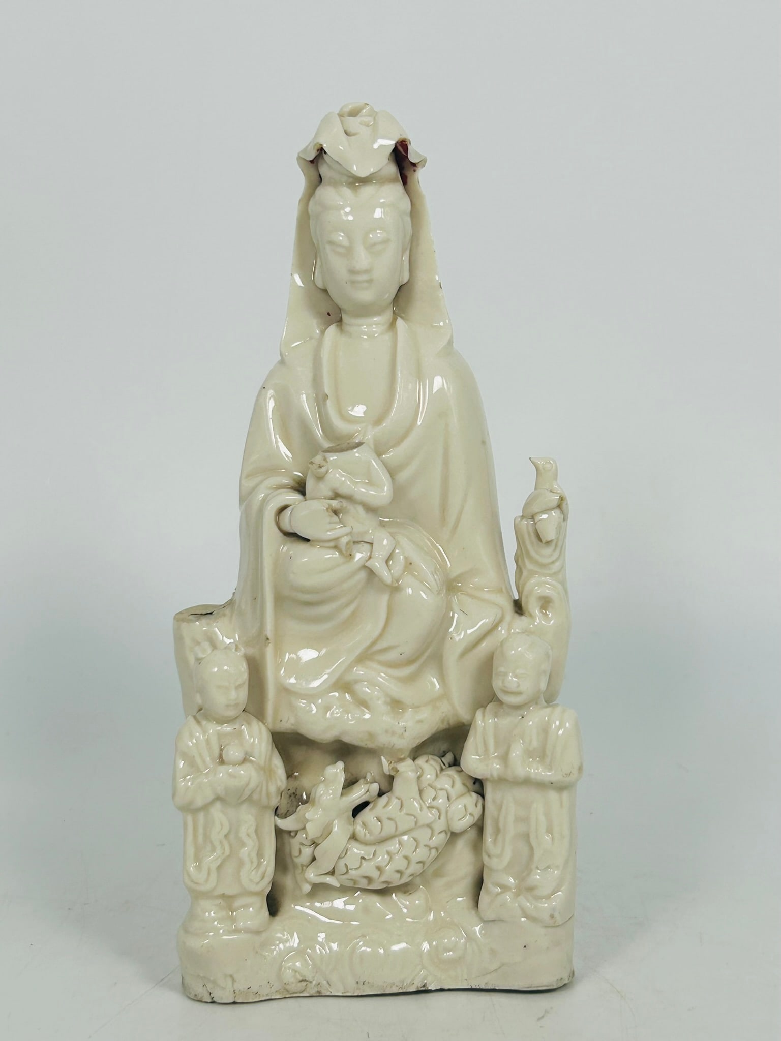 A Chinese Dehua Figure of Seated Guanyin (1 of 9)