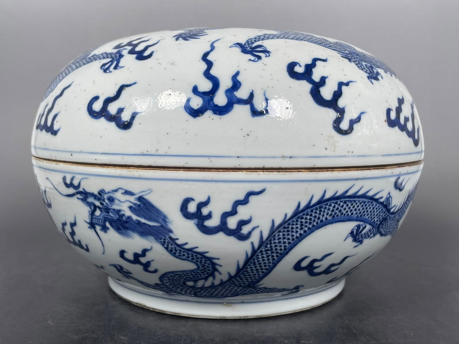 A Chinese Blue and White Porcelain 'Dragon' Circular Box and Cover (1 of 13)