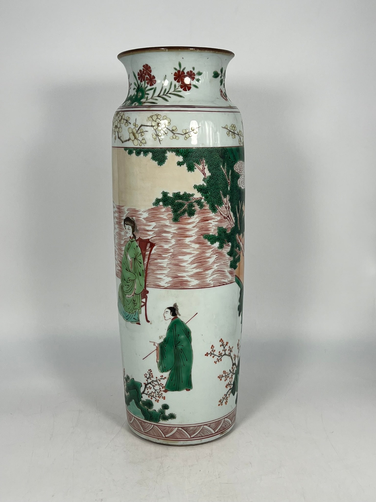 A Chinese Wucai Vase, Qing Dynasty (1 of 11)