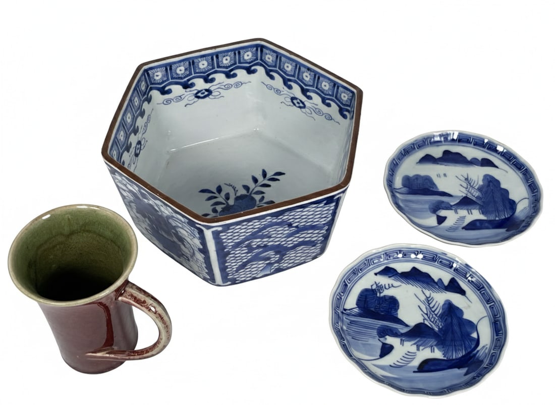 A Group of Four Porcelain Ware (1 of 18)