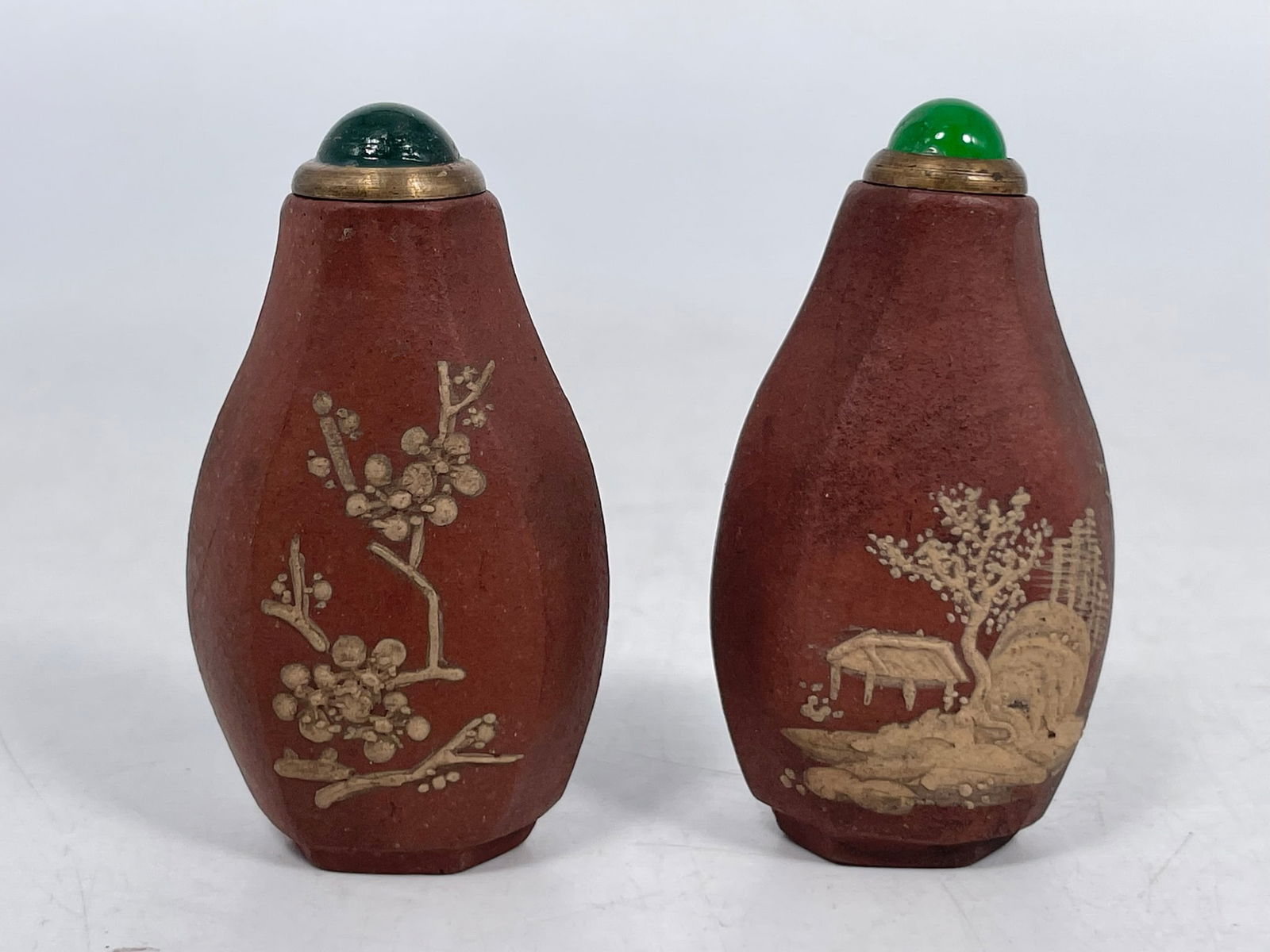 Two Chinese Yixing Pottery Snuff Bottles (1 of 11)