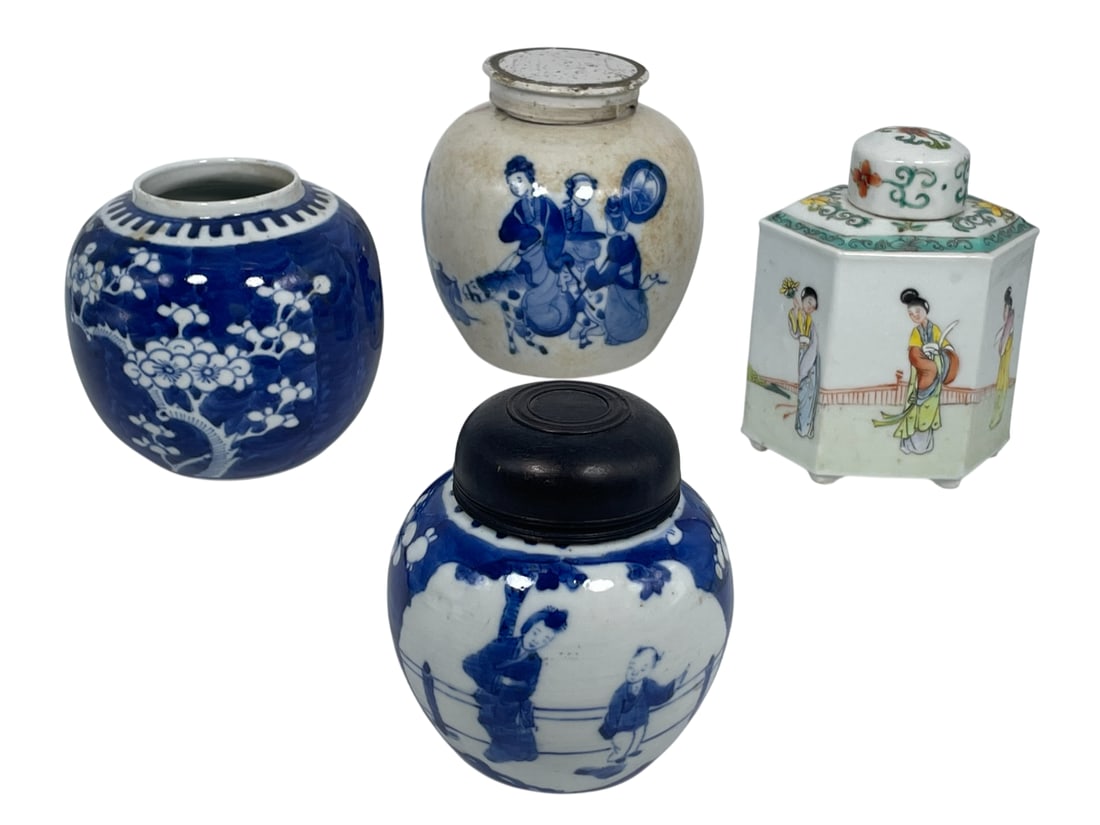 A Group of Four Chinese Porcelain Ware (1 of 20)