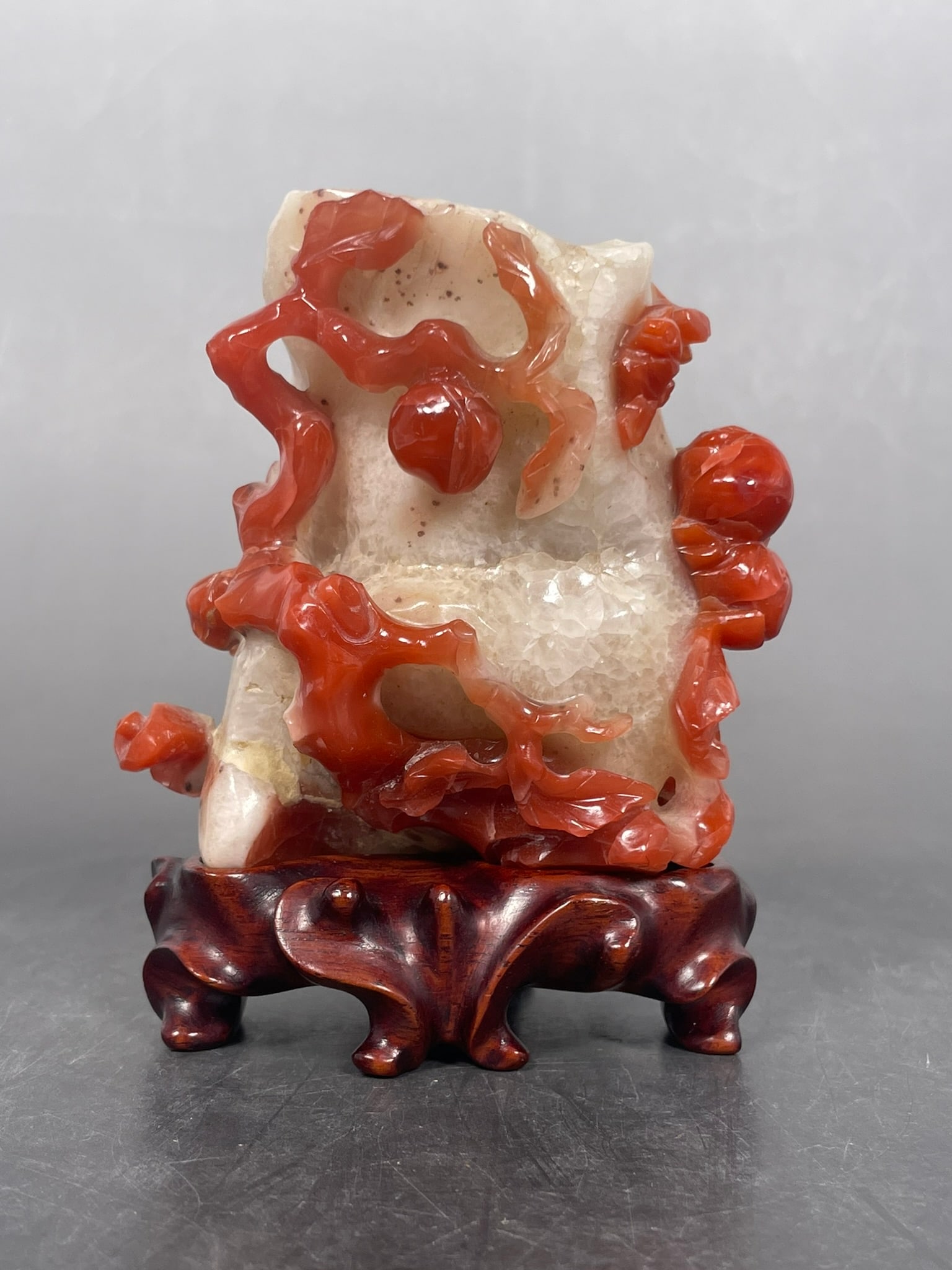 A Chinese Carved Carnelian Agate Brush Pot (1 of 8)