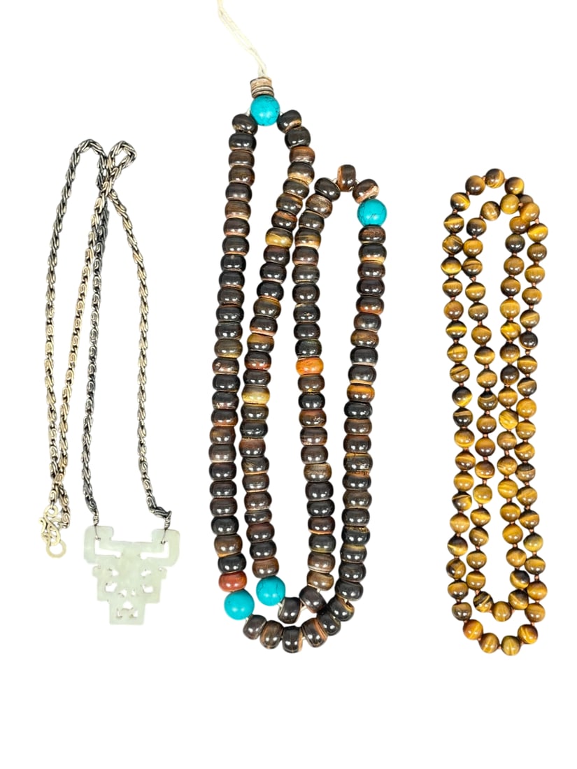 A Group of Three Necklace (1 of 8)