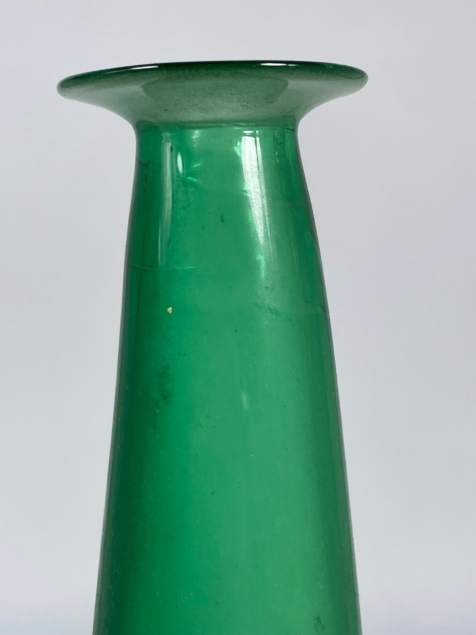 Two Decorative Art Objects - 11