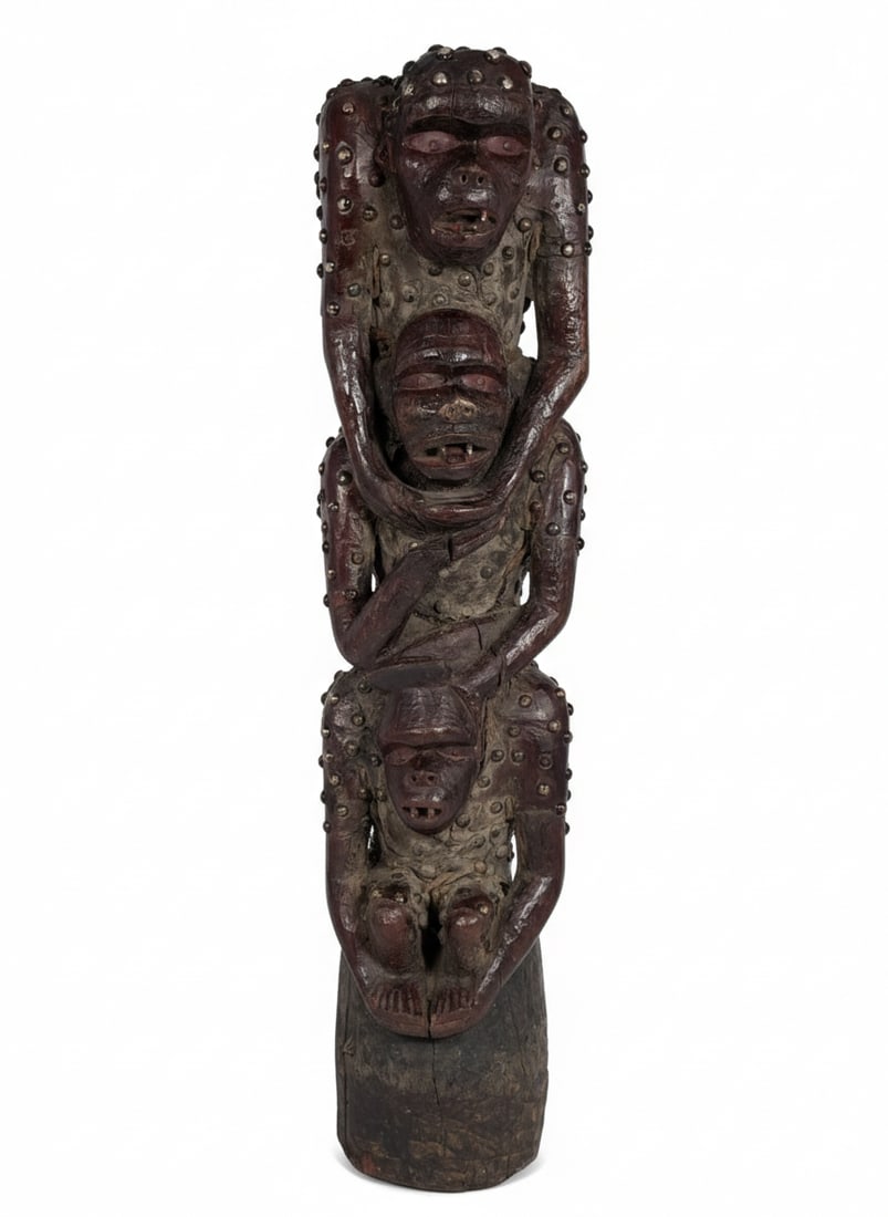 A Maternity Figure Bulu Gabon Central Africa (1 of 10)
