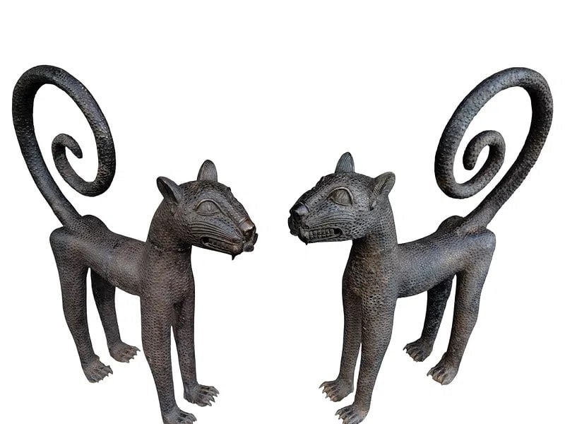 A Pair of Bronze Figures of Leopard Benin Nigeria (1 of 18)