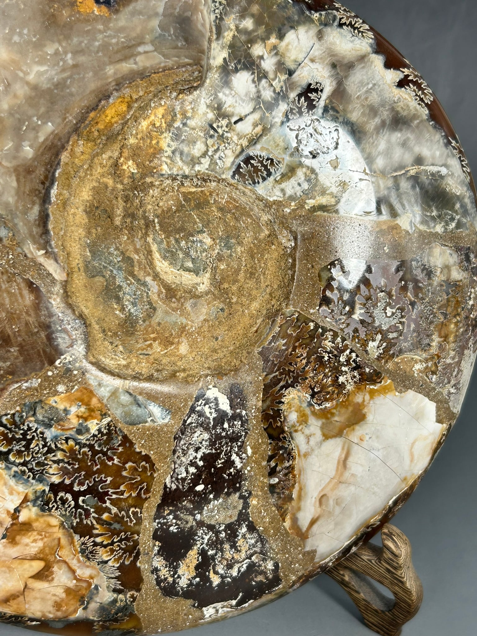 Two Decorative Objects - 10