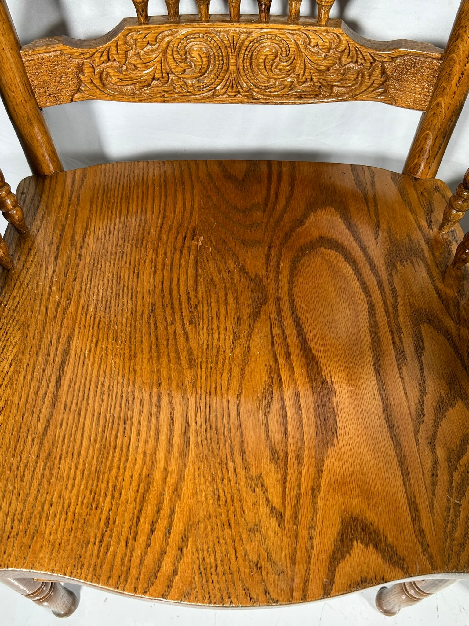 A Pair of Oak Pressed-Back Chairs - 4
