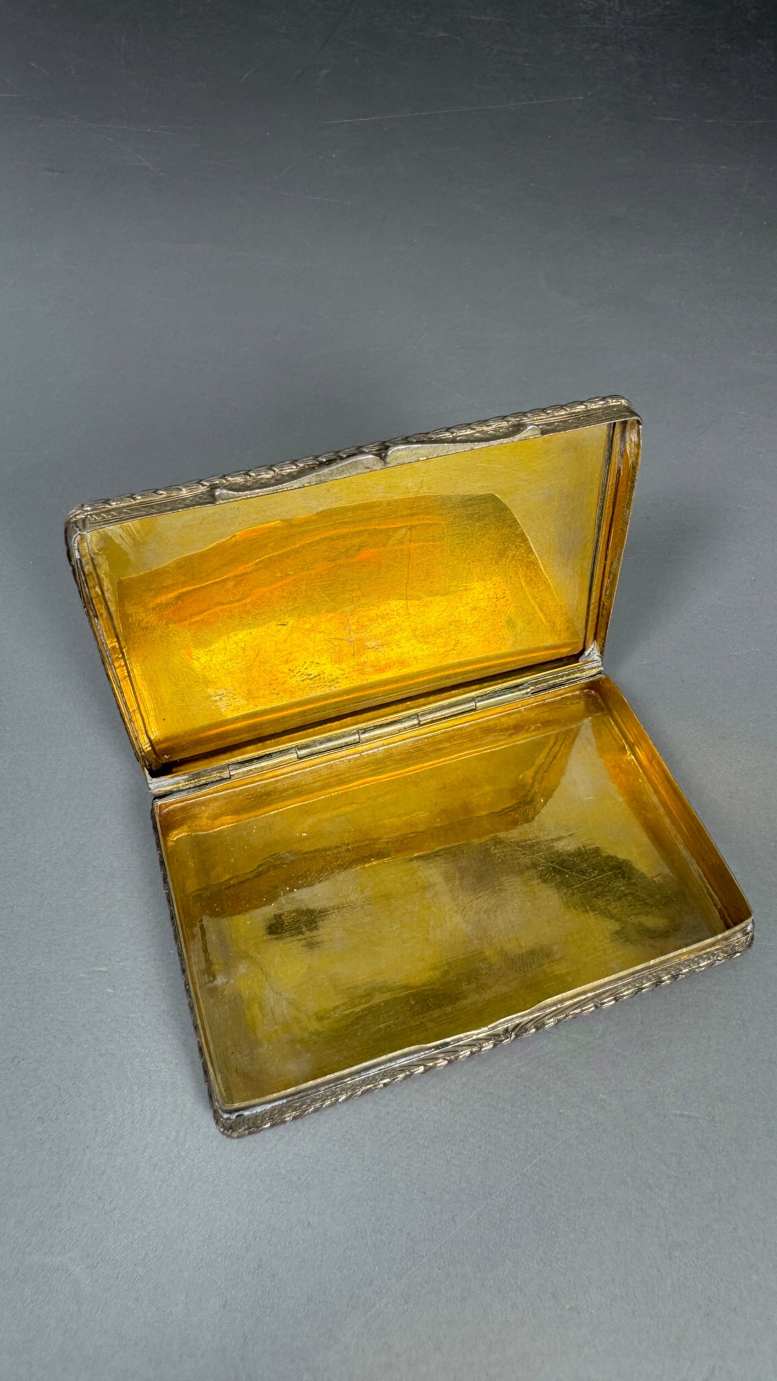 Silver and enamel Box - 6