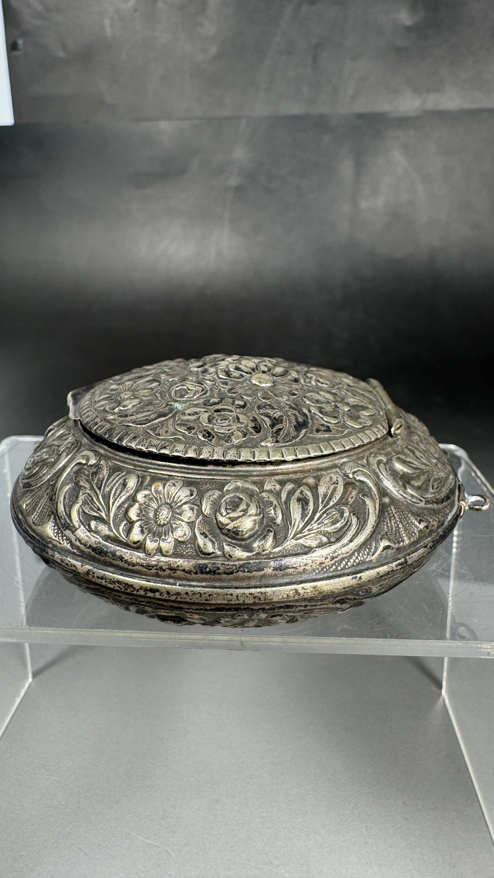 Repousse Round Silver Box - 4