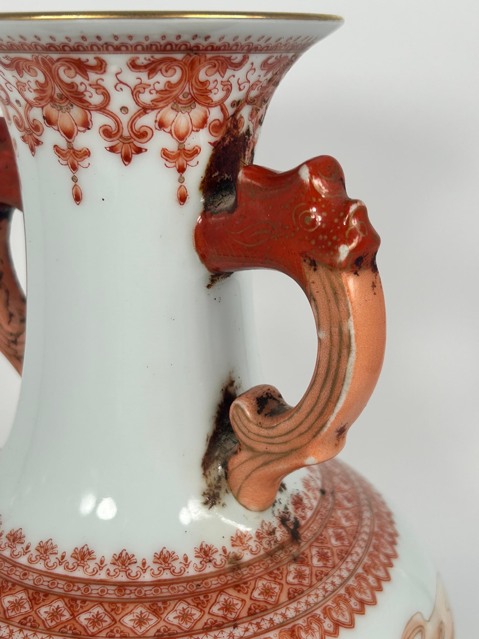 A Chinese Famille Rose Iron-Red Decorated 'Eight Immortals' Porcelain Vase, 20th Century - 11