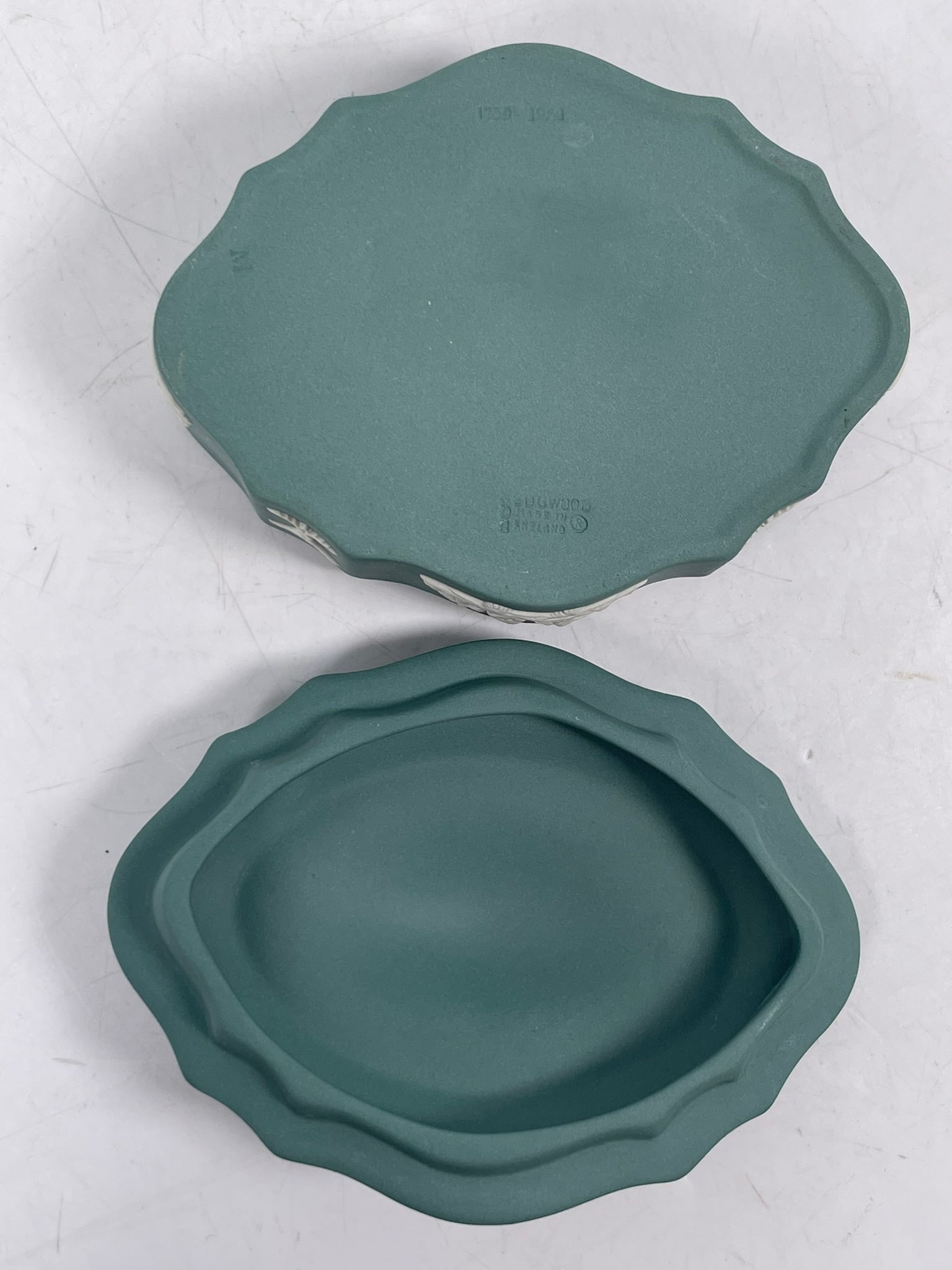 A Group of Five Wedgwood Jasperware - 13
