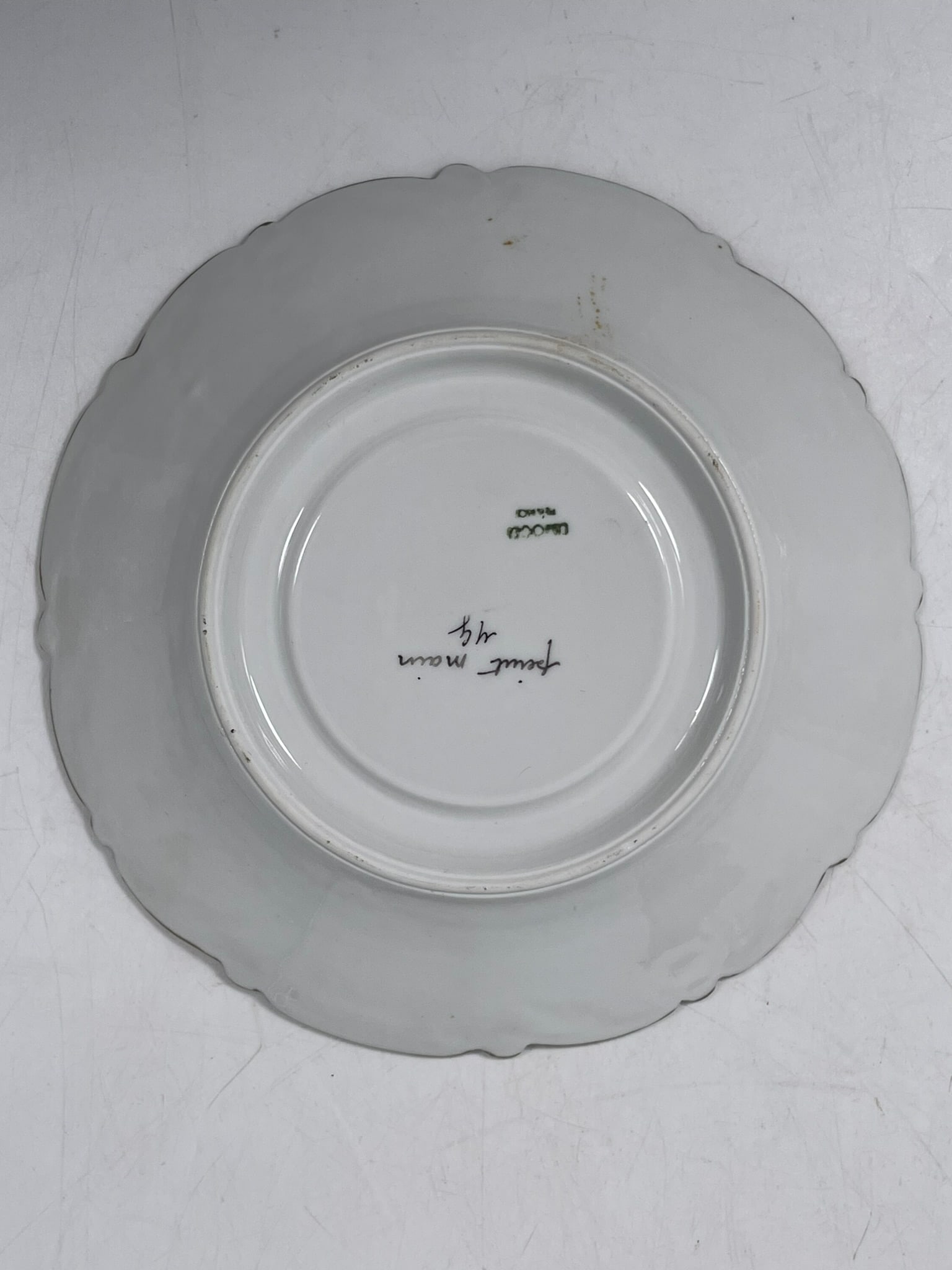 A Group of Five Limoges 'Peint a la Main' Porcelain Teaware - 12