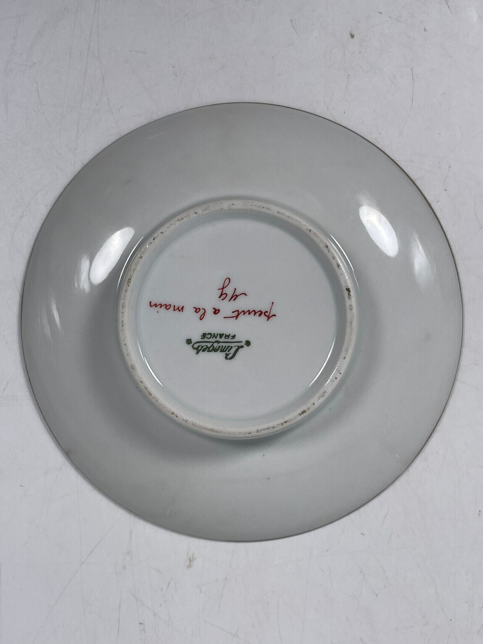 A Group of Five Limoges 'Peint a la Main' Porcelain Teaware - 19
