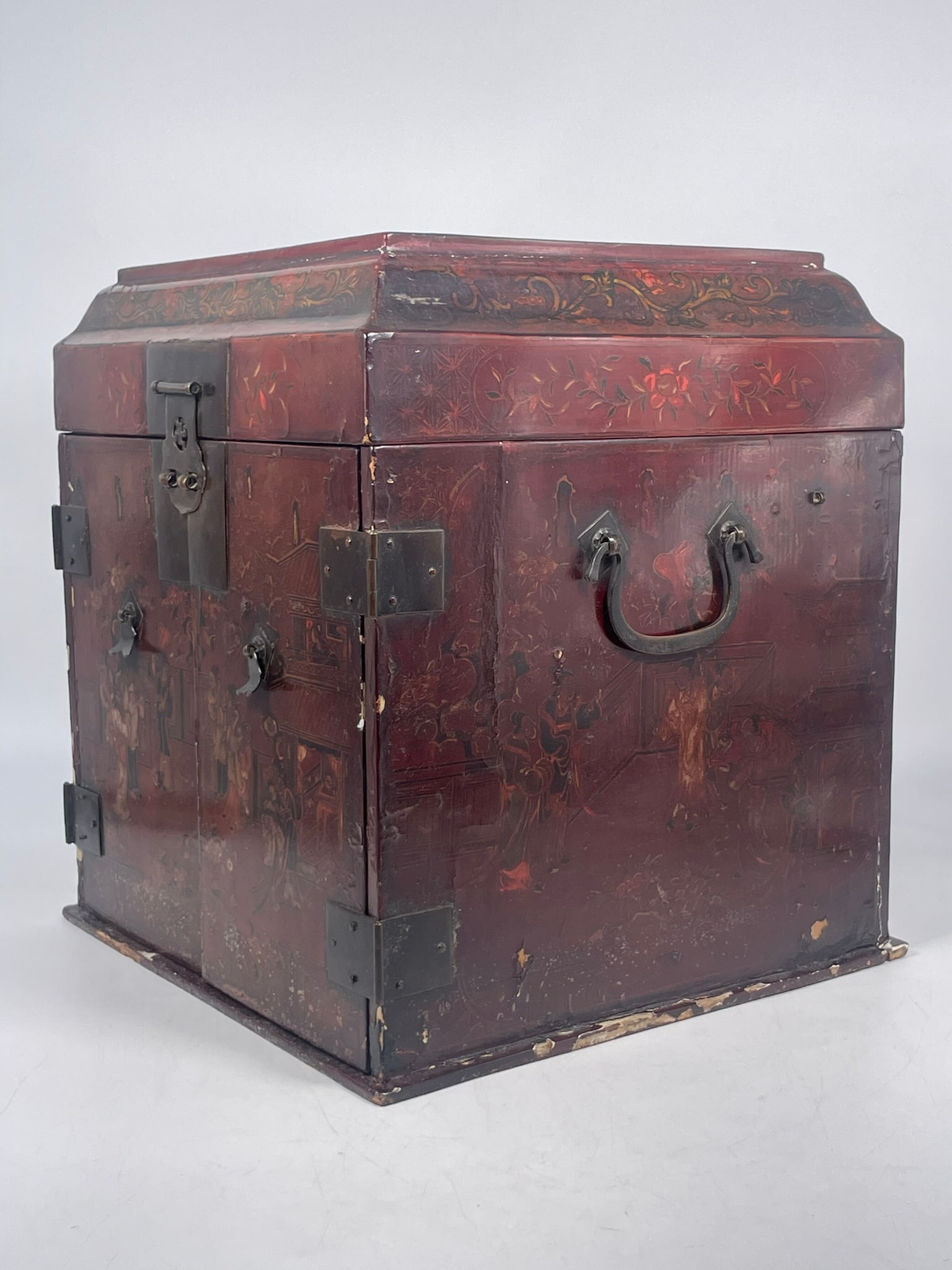 A Chinese Wood Jewelry Box - 6