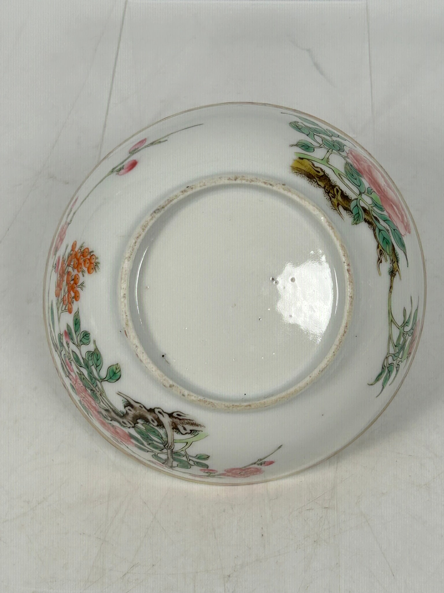 A Chinese Famille Rose Gilt-Decorated 'Flower' Porcelain Bowl - 7