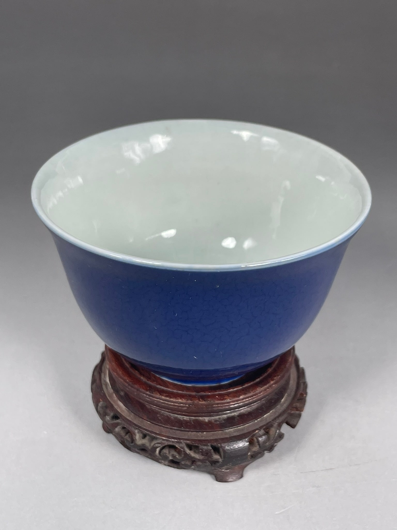 A Chinese Powder-Blue-Glazed Porcelain Cup - 2