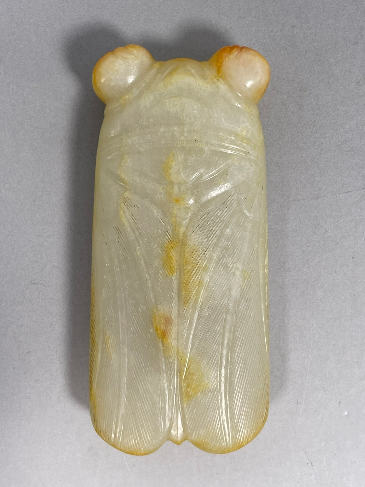 A Chinese White and Russet Jade Carving of Cicada - 2