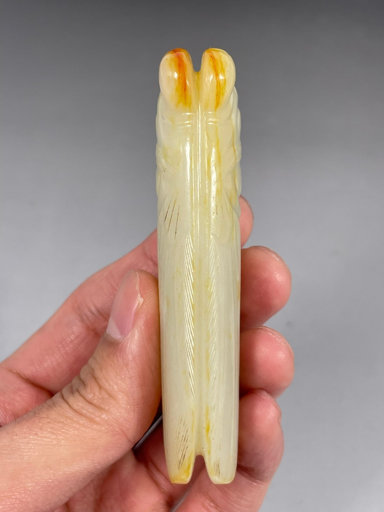A Chinese White and Russet Jade Carving of Cicada - 3