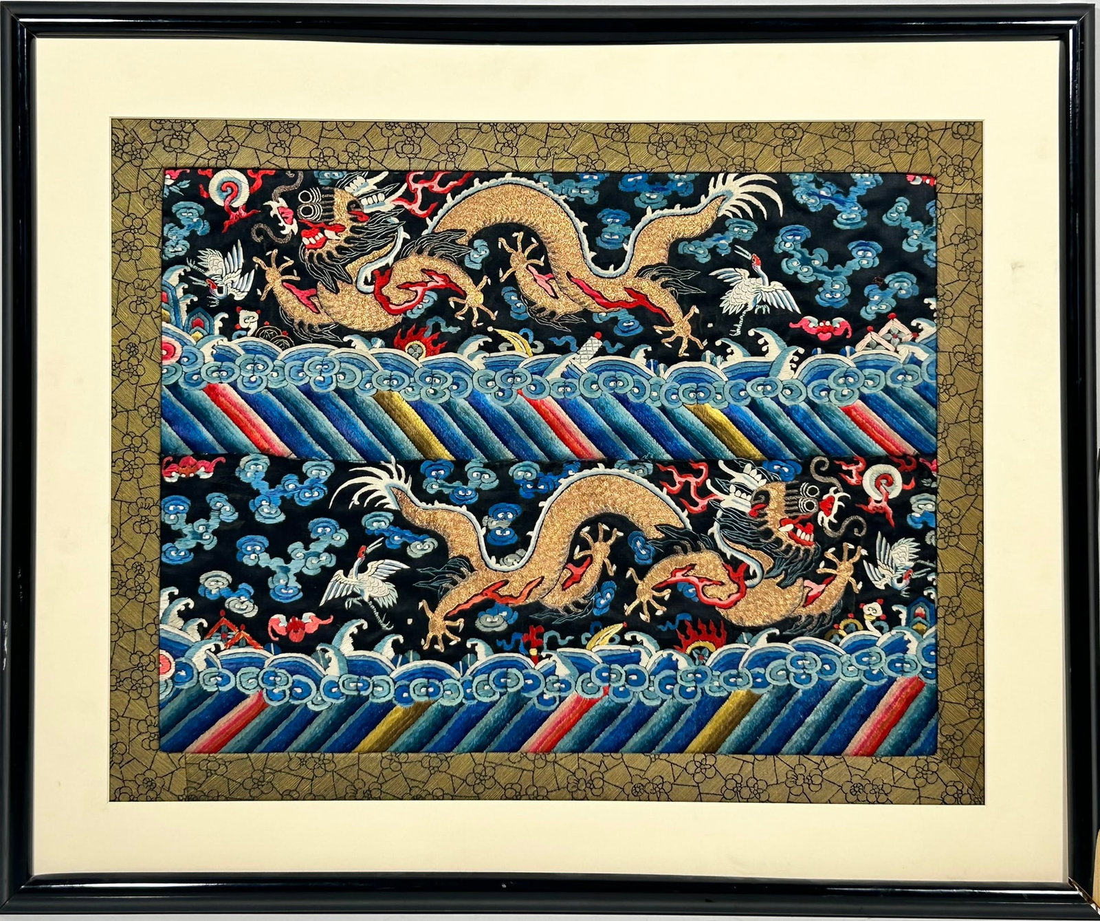 A Chinese Embroidered Silk 'Dragon' Panel - 2
