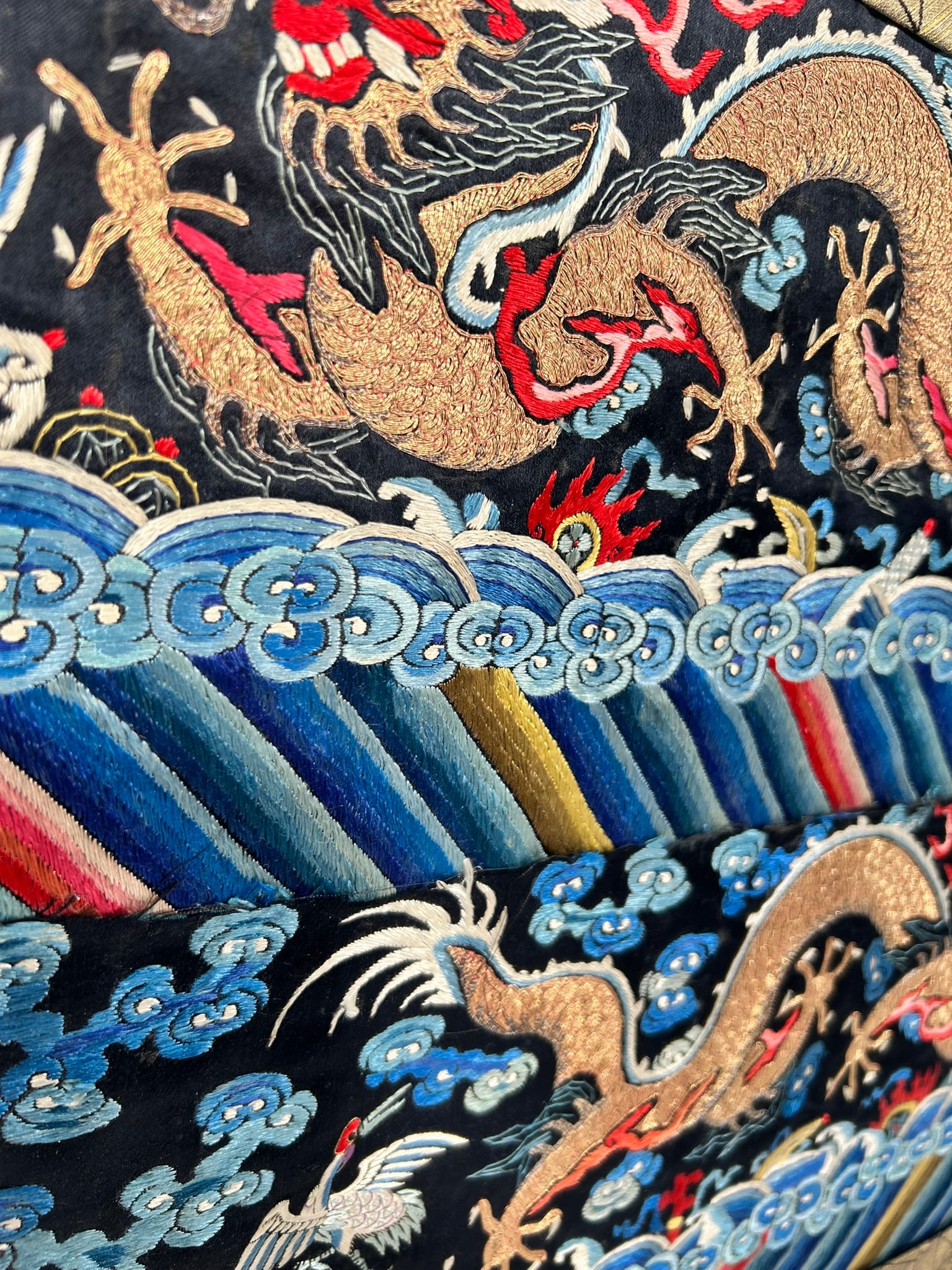 A Chinese Embroidered Silk 'Dragon' Panel - 7