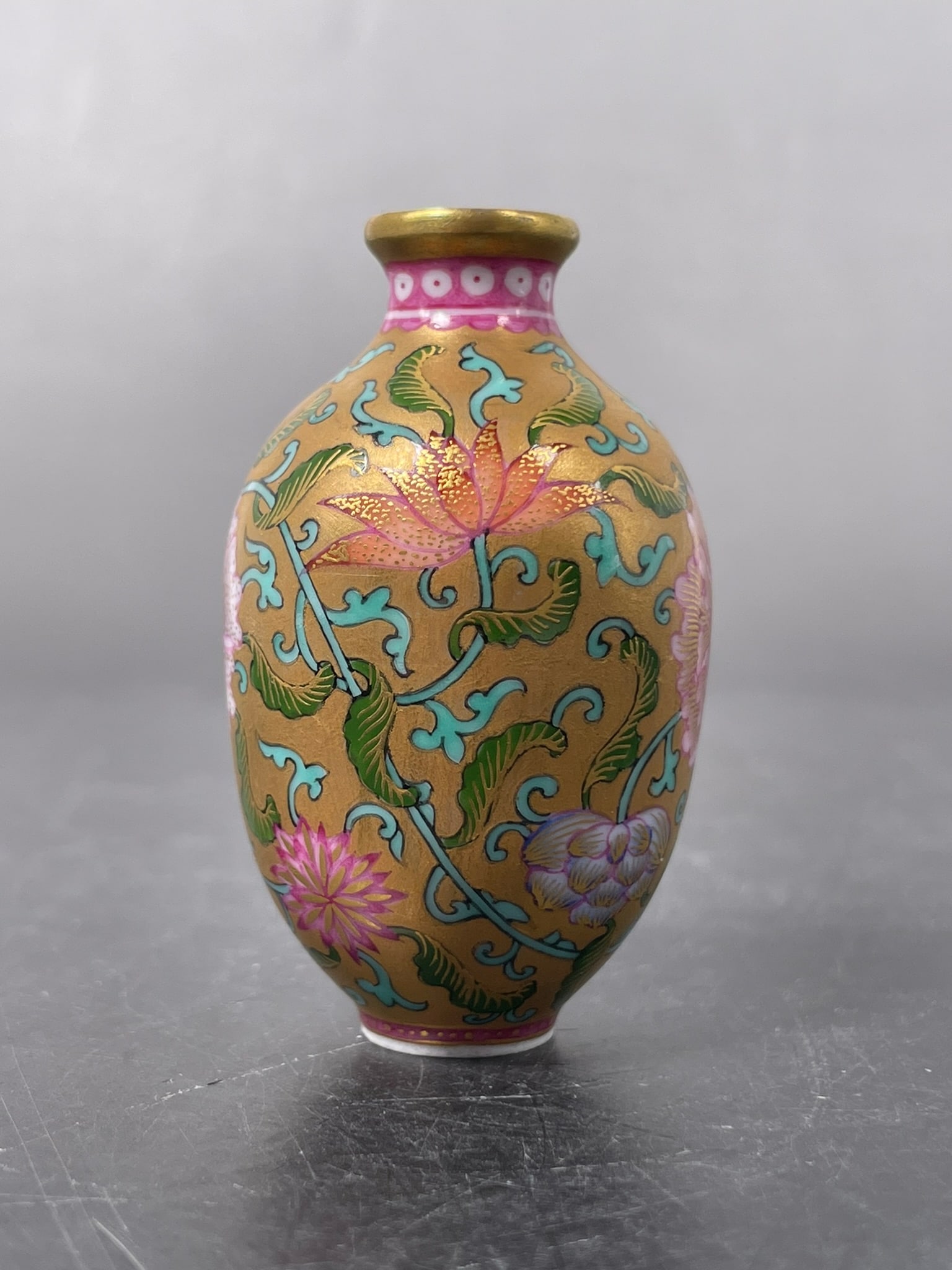 A Group of Three Chinese Famille Rose Gilt-Decorated Porcelain Snuff Bottles - 13